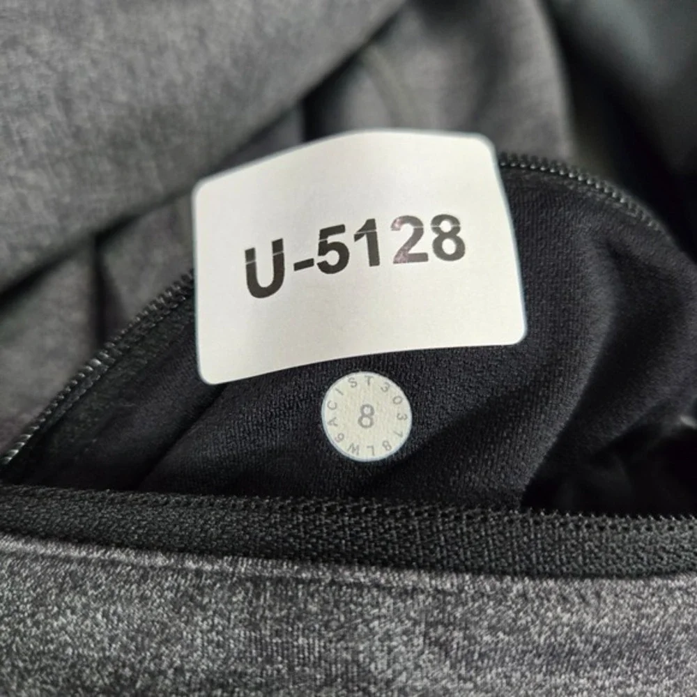 Lululemon Women Activewear Pants 8 Gray Pace Rival‎ Crop High Rise 22 in Inseam